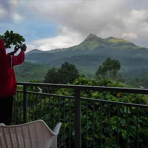 https://dazzle-villa-resort.kerala-hotels.net