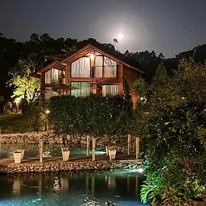  Alojamento de Turismo Selvagem E Restaurante Casa Cida E Evandro Brasil